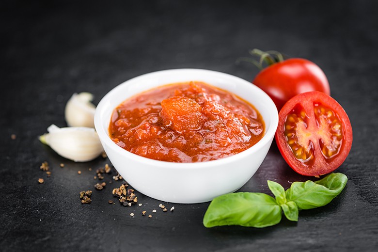 Tomatensauce mit Basilikum