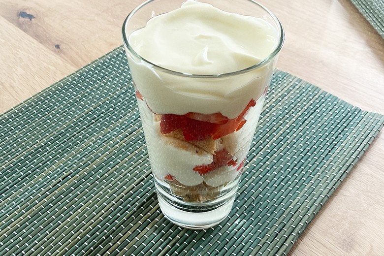 Frischkäse-Erdbeer-Dessert