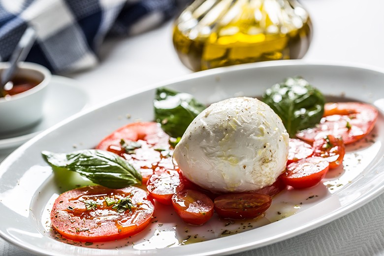 Burrata mit Tomate