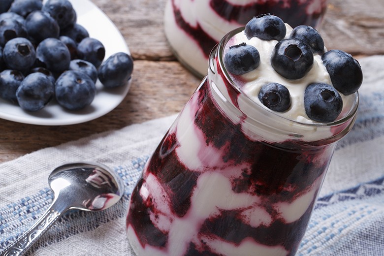 Joghurtcreme mit Blaubeeren