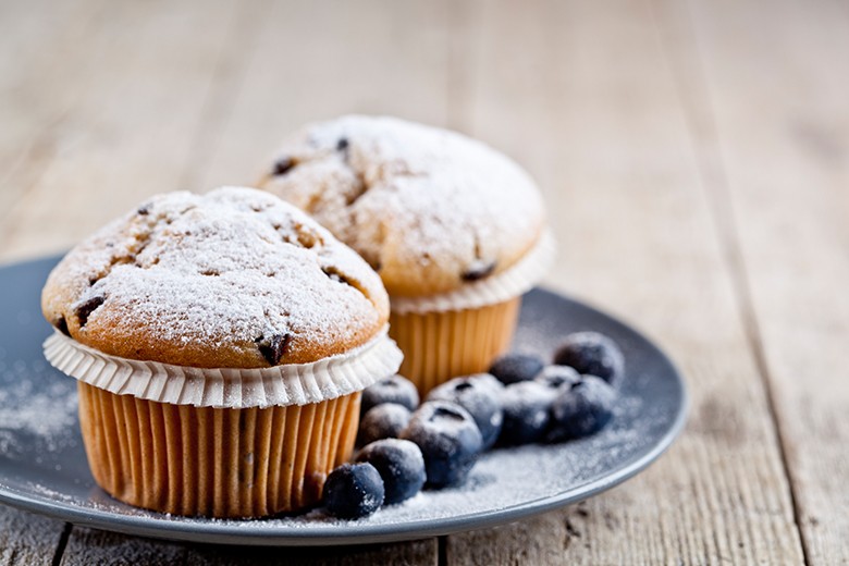 Heidelbeer-Muffins mit weißer Schokolade