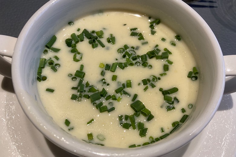 Vegane Knoblauchcremesuppe