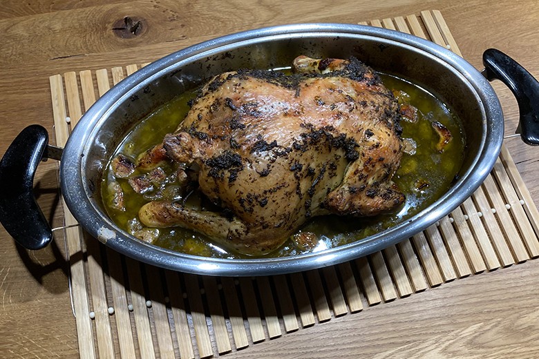 Hähnchen gefüllt mit Kräuter