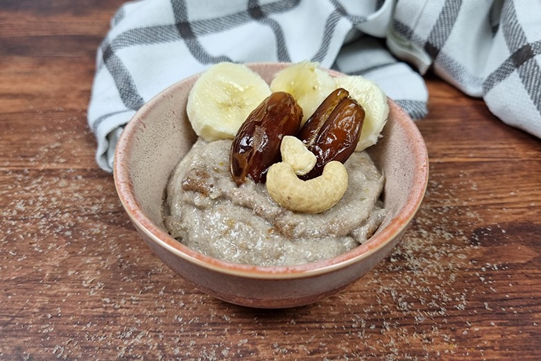 Veganer Bananen-Dattel-Pudding