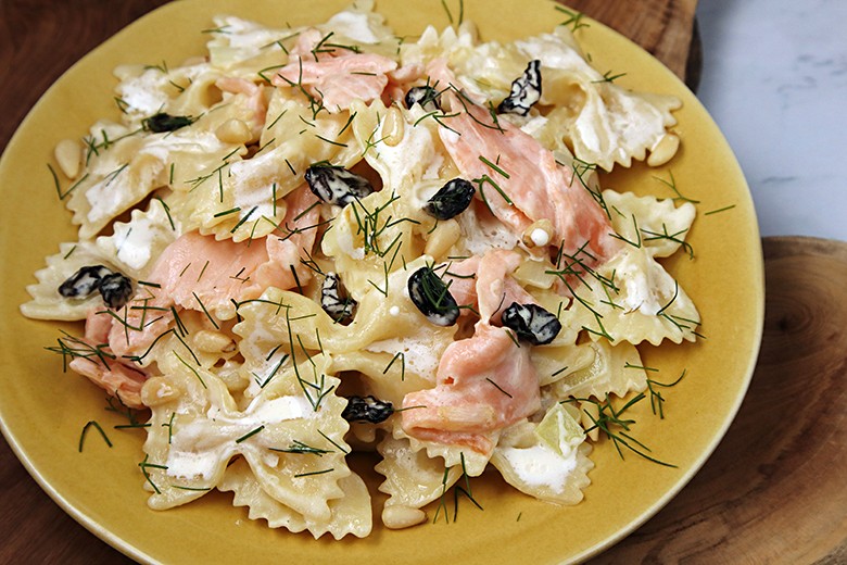 Farfalle mit Fenchel und Lachs