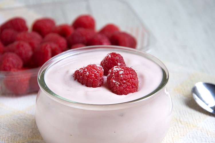 Himbeeren in Dickmilchcreme