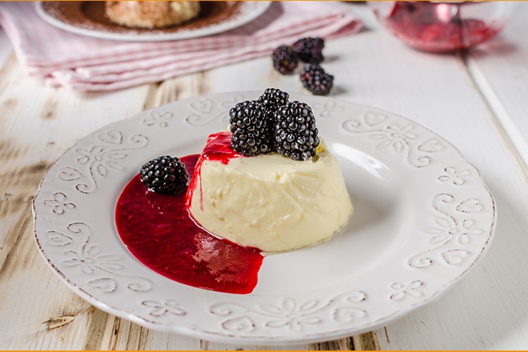 Brombeeren Panna Cotta