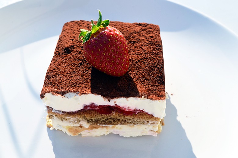 Beeren-Tiramisu mit Orangenlikör