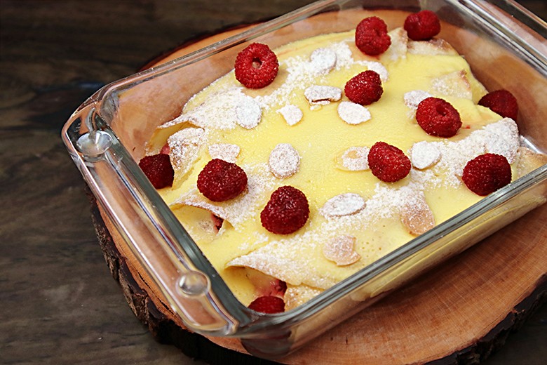 Pfannkuchen mit Frischkäse und Himbeeren