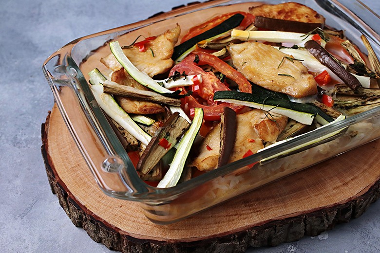 Auflauf mit Zucchini, Auberginen und Hähnchen