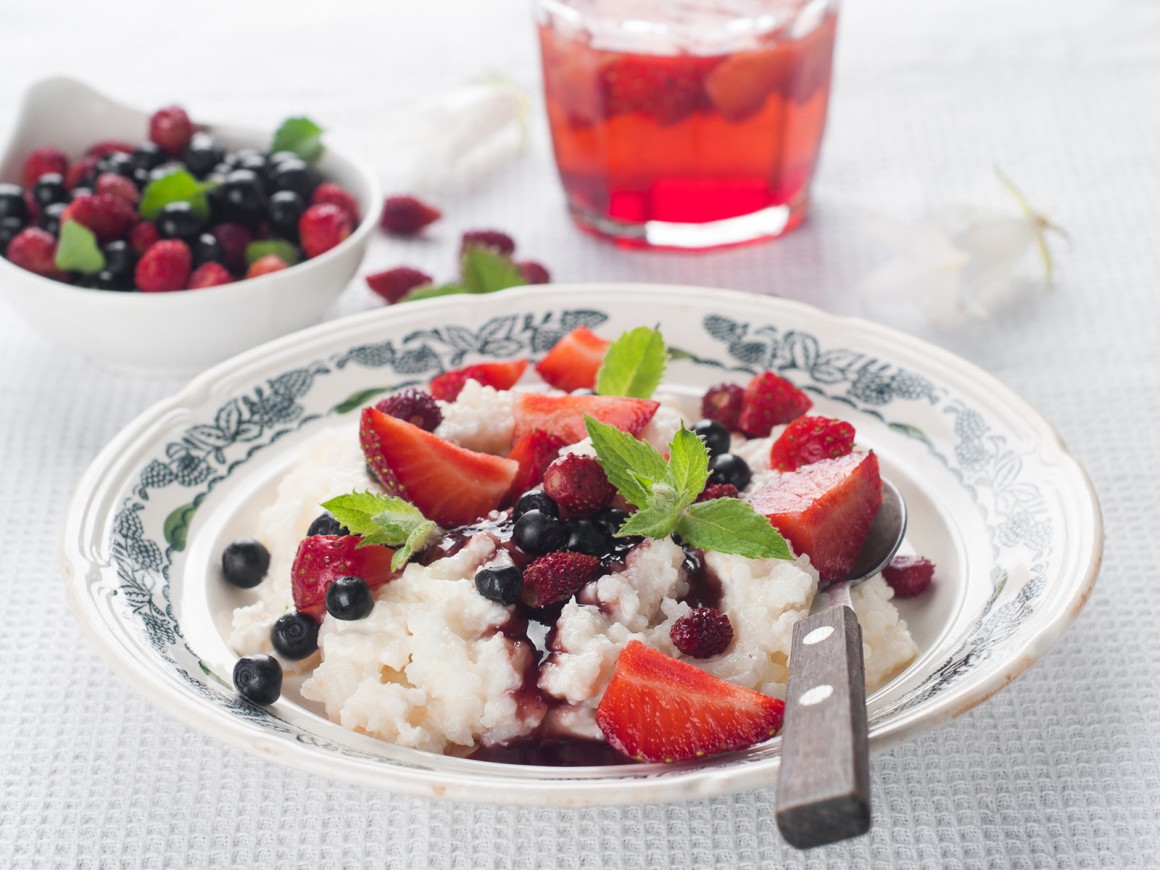 Milchreis mit Beerensauce