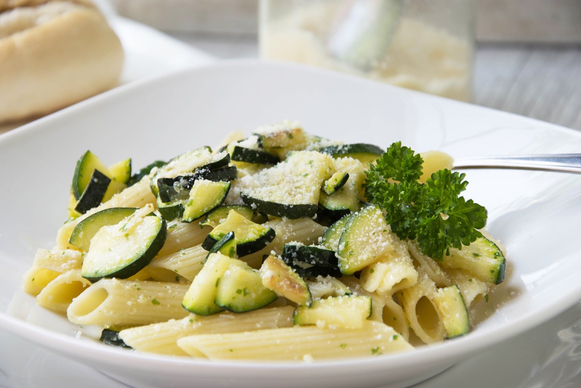 Nudeln mit Zucchini - Rezept