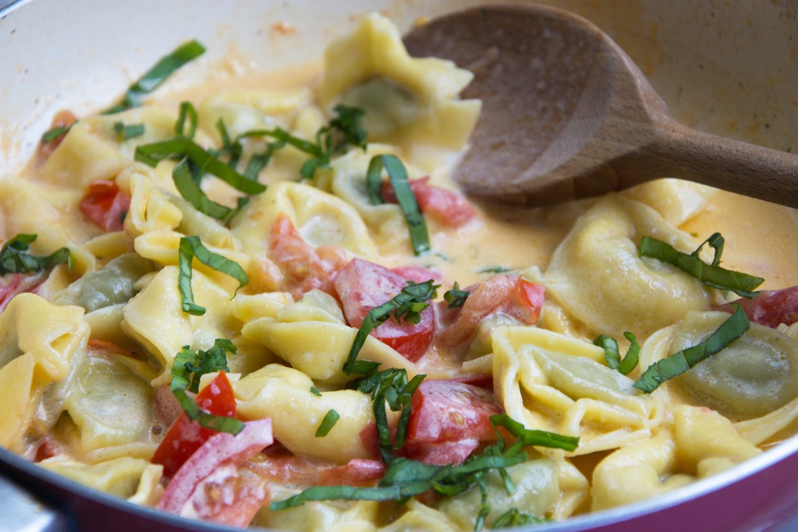 Tortellini mit Joghurtsauce