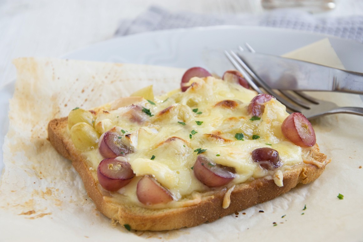 Fruchtiger Käsetoast