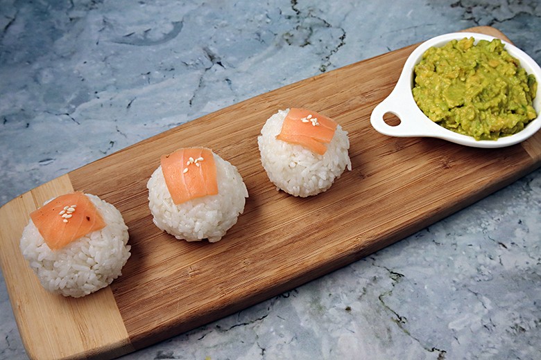 Sushi-Bällchen