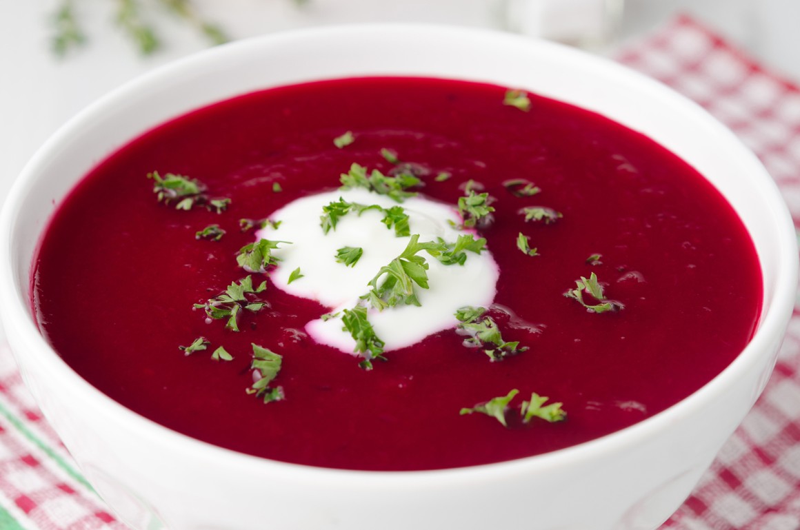 Rote-Beete-Ingwer-Suppe mit Apfel - Rezept
