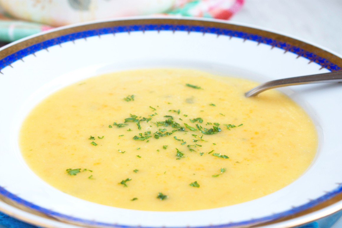 Cremesuppe mit Wurzelwerk