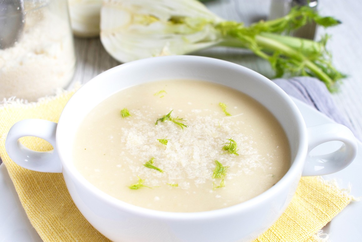 Fenchelsuppe mit Parmesan