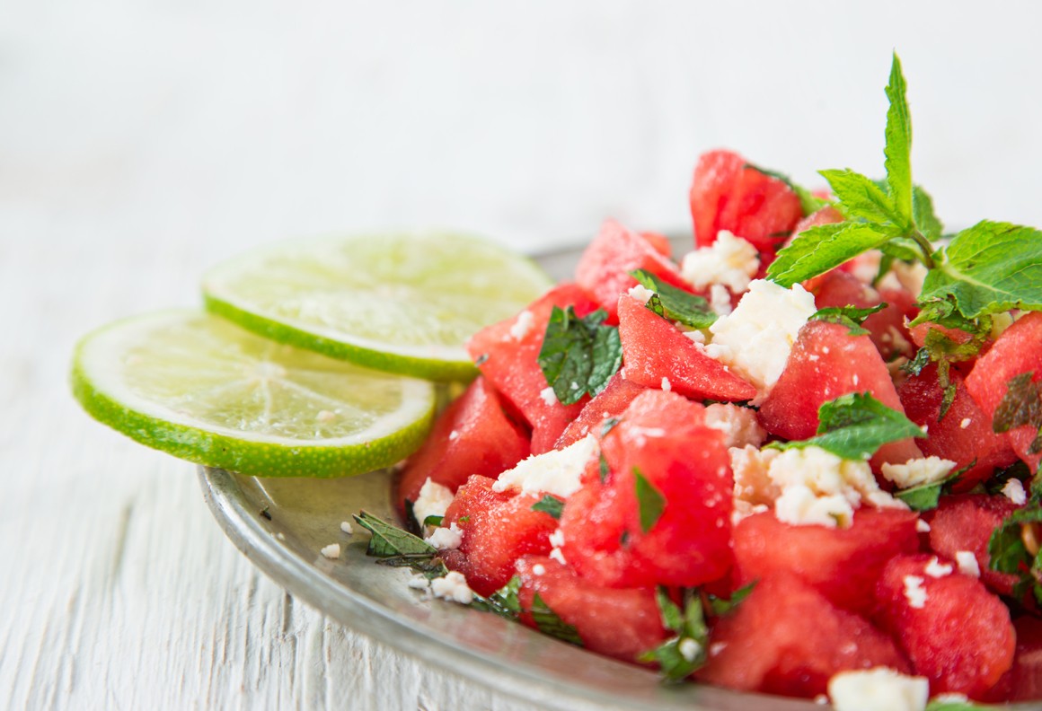 Sommersalat mit Melone und Feta