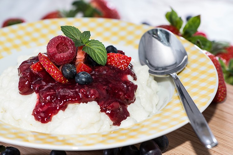 Milchreis mit Beeren