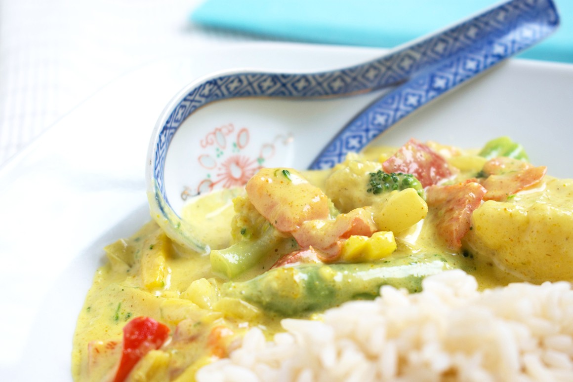 Veganes Thai-Erdnuss-Curry