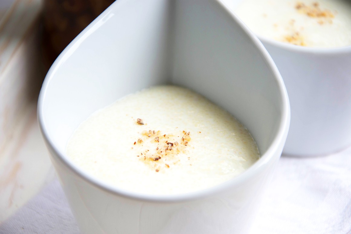 Veganer Mandel-Vanille-Grießbrei - Rezept
