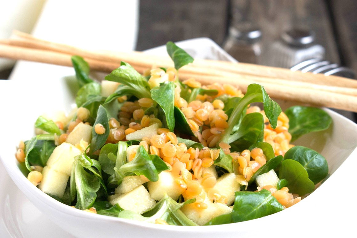 Feldsalat mit roten Linsen - Rezept