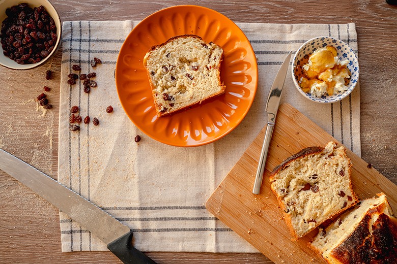 Saftiges Rosinenbrot