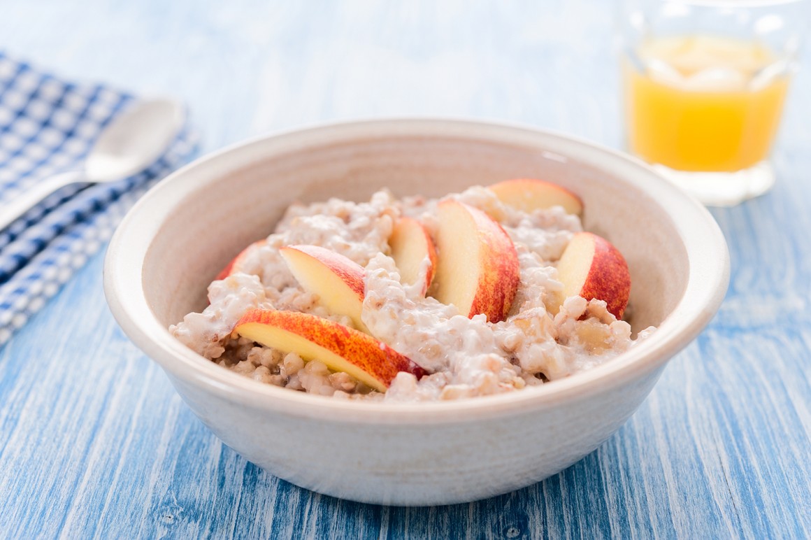 Porridge mit Apfel