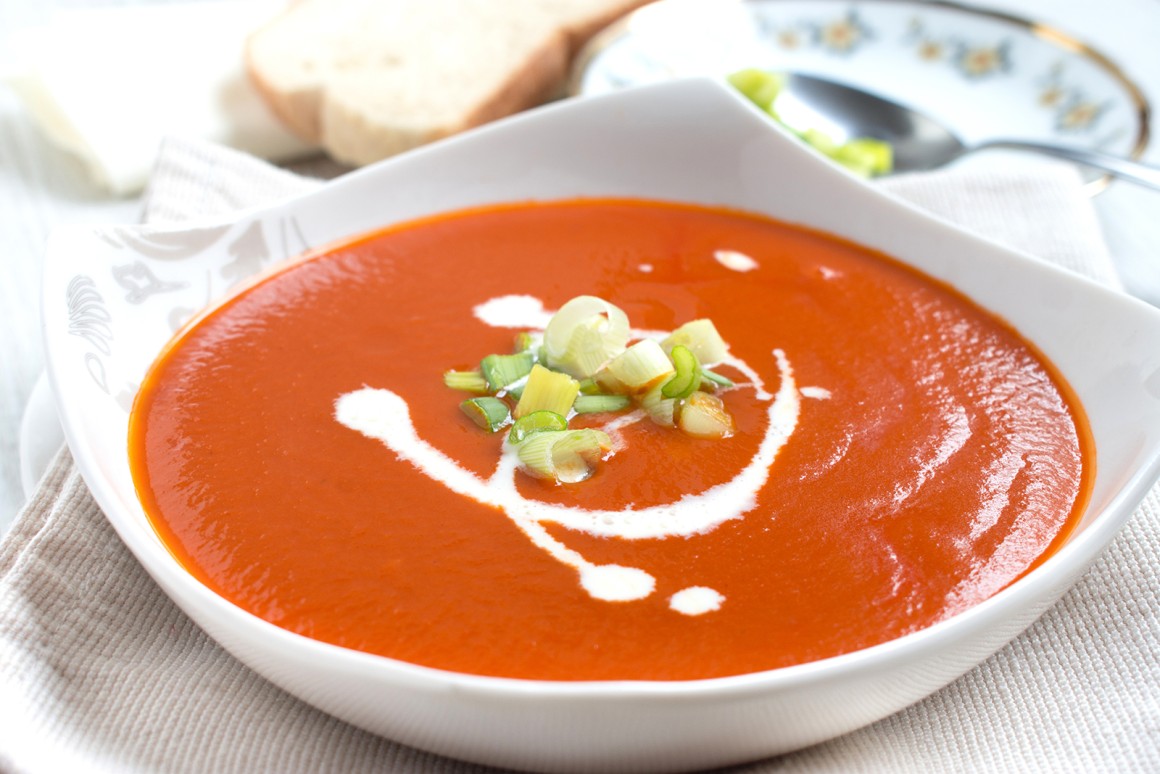 Tomaten-Kokossuppe