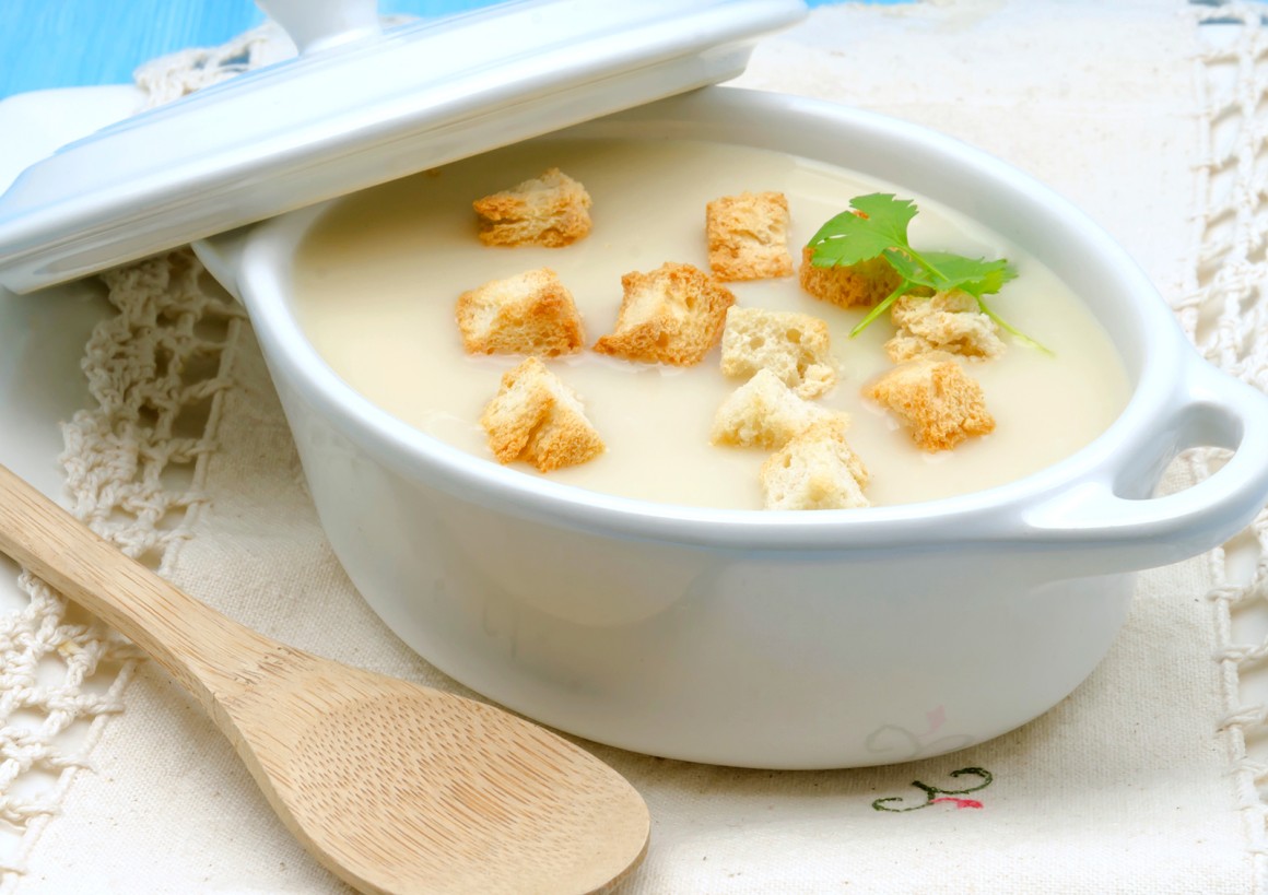 Vegane Spargel-Kokos-Suppe