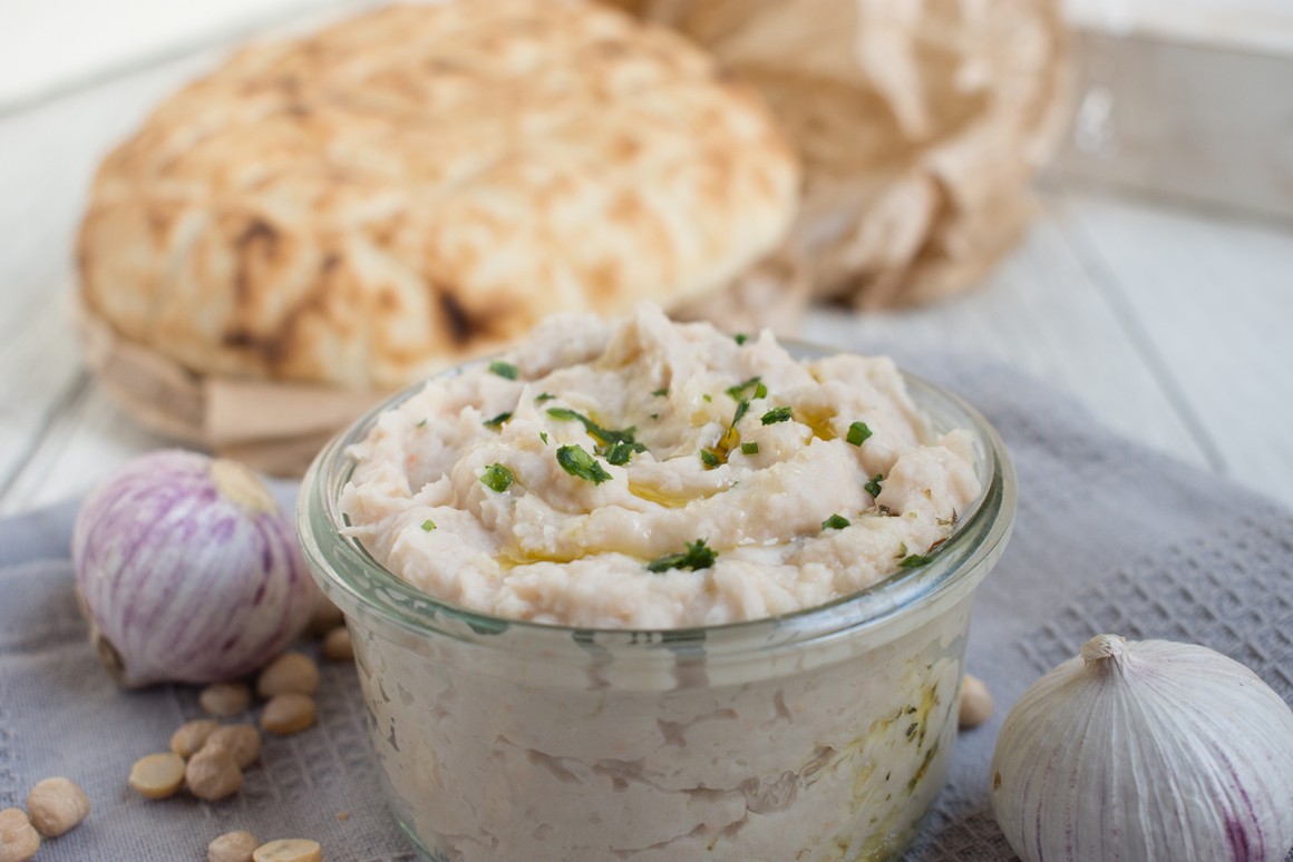 Cremiges Knoblauch-Humus