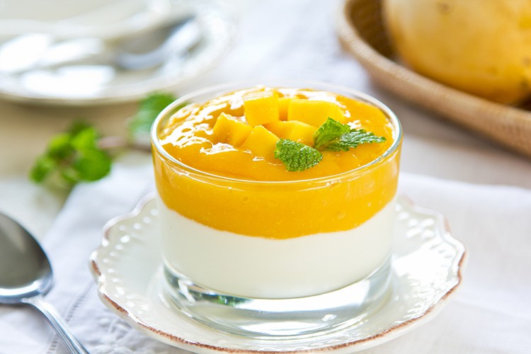 Mango-Joghurt-Dessert