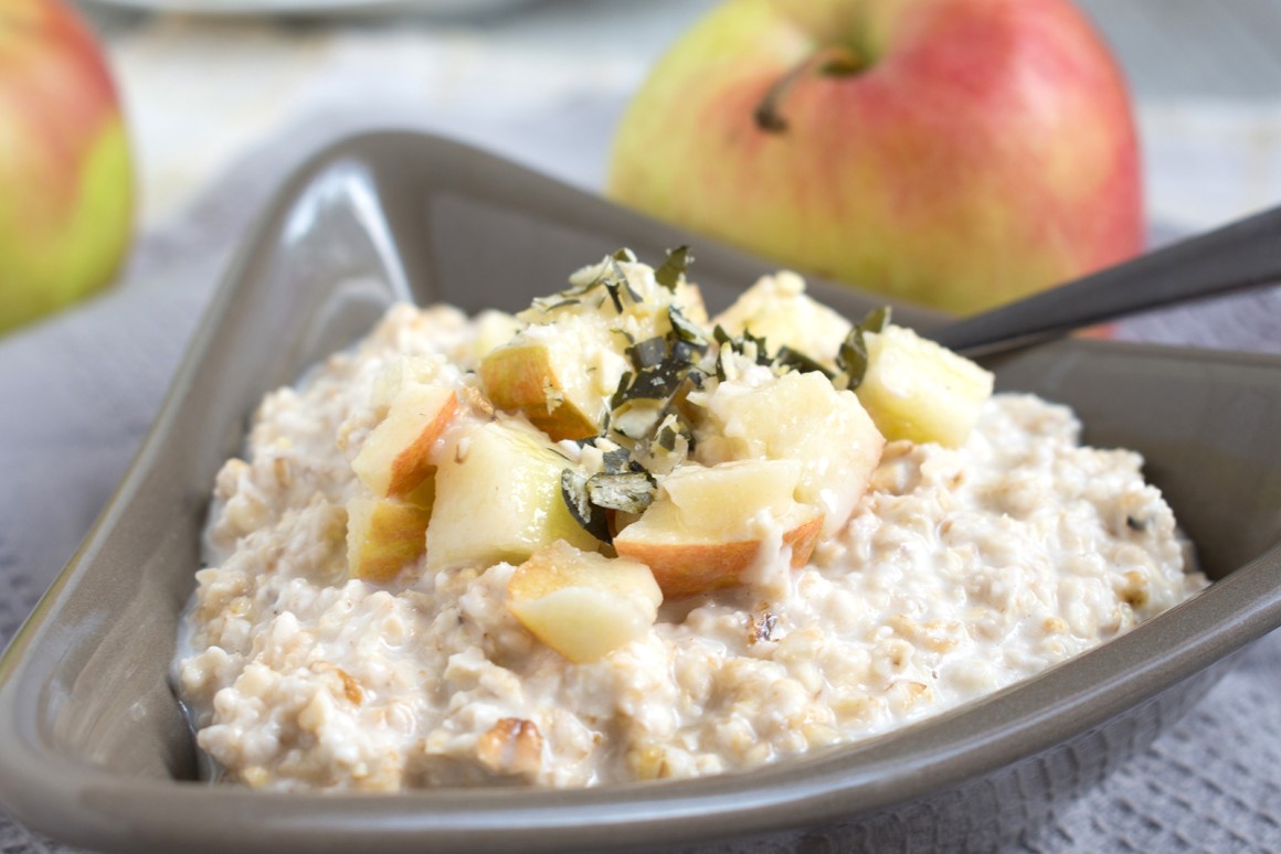 Veganer Apfel-Porridge