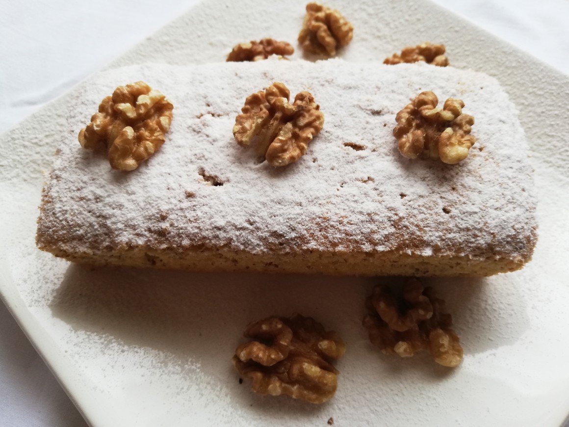 Nusskuchen von Oma