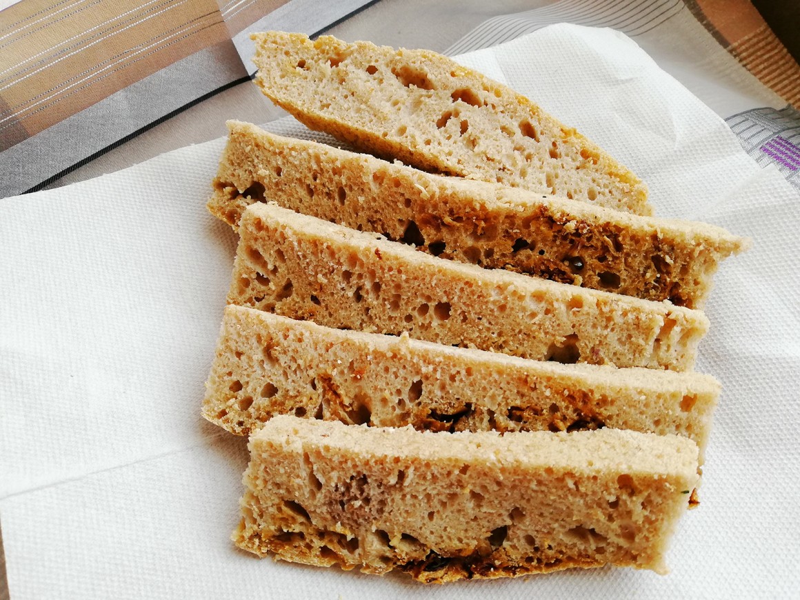 Low Carb Brot mit Quark und Mandelmehl
