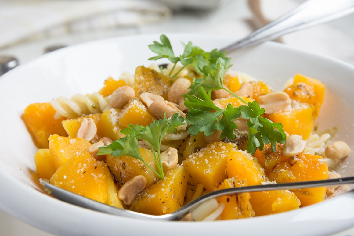 Nudelsalat mit Kürbis