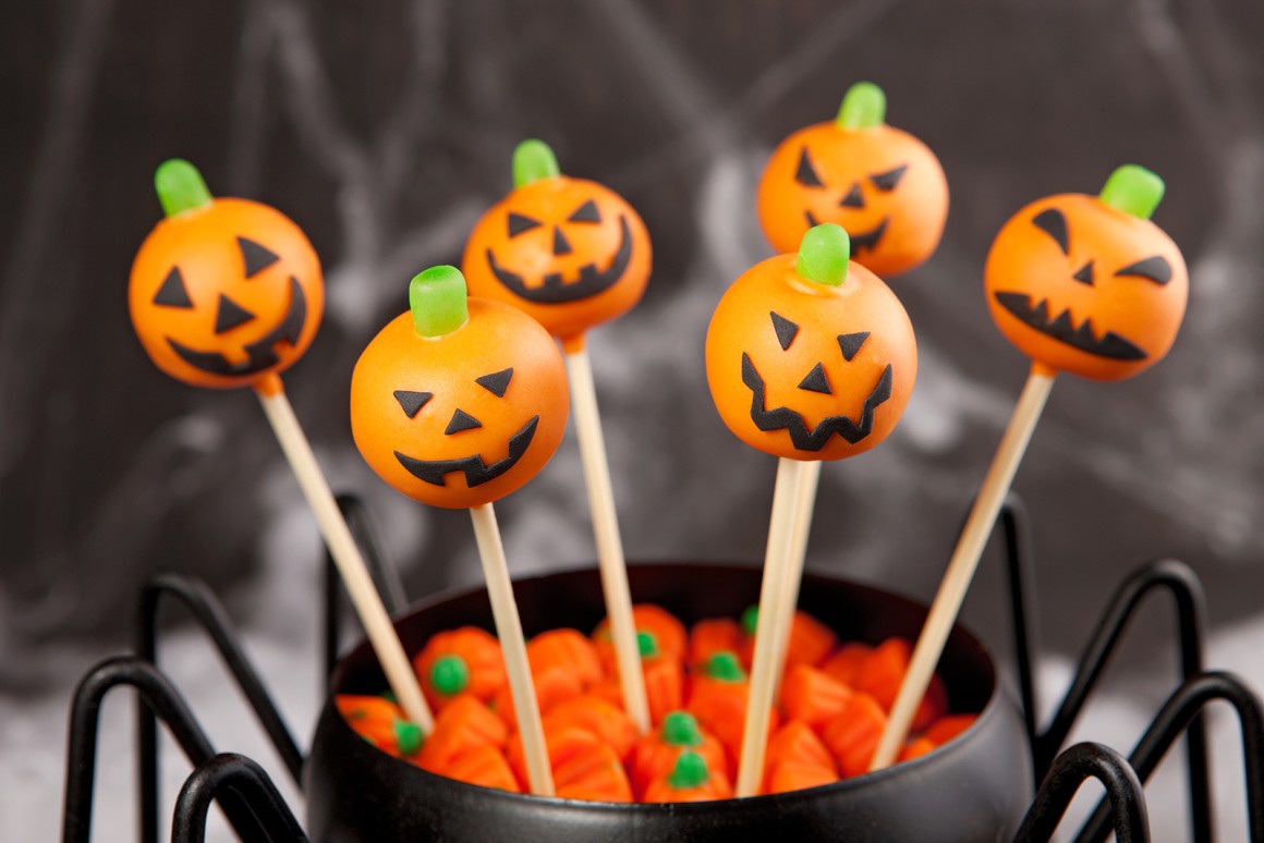 Halloween Cake Pops