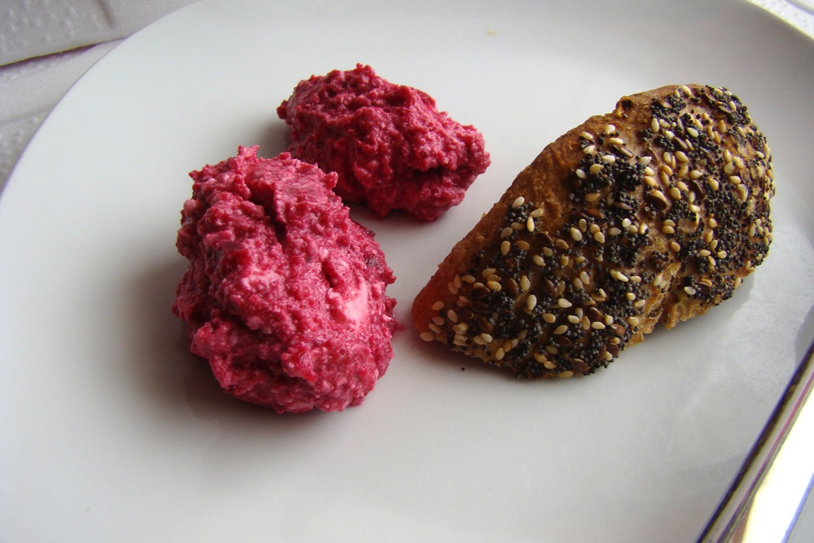 Rote-Bete-Dip mit Feta