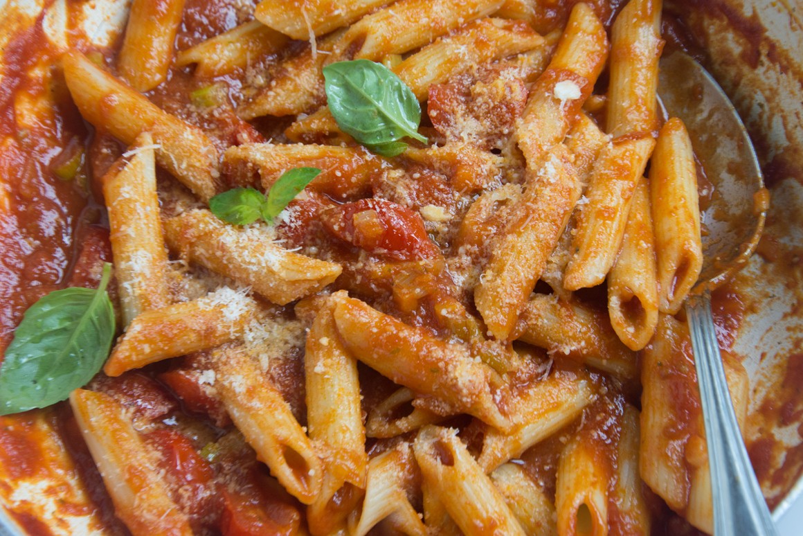 Tomaten-Zwiebel-Pfanne