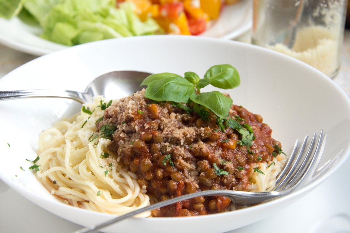 Aromatische Linsen-Bolognese