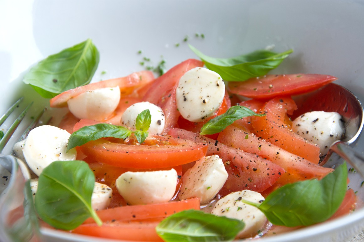 Tomaten-Mozzarella-Salat