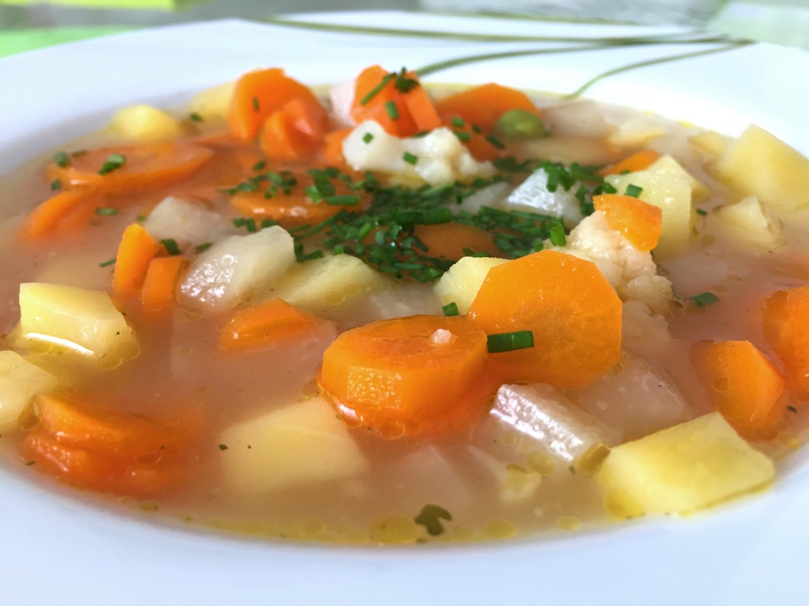 Gebundene Gemüsesuppe