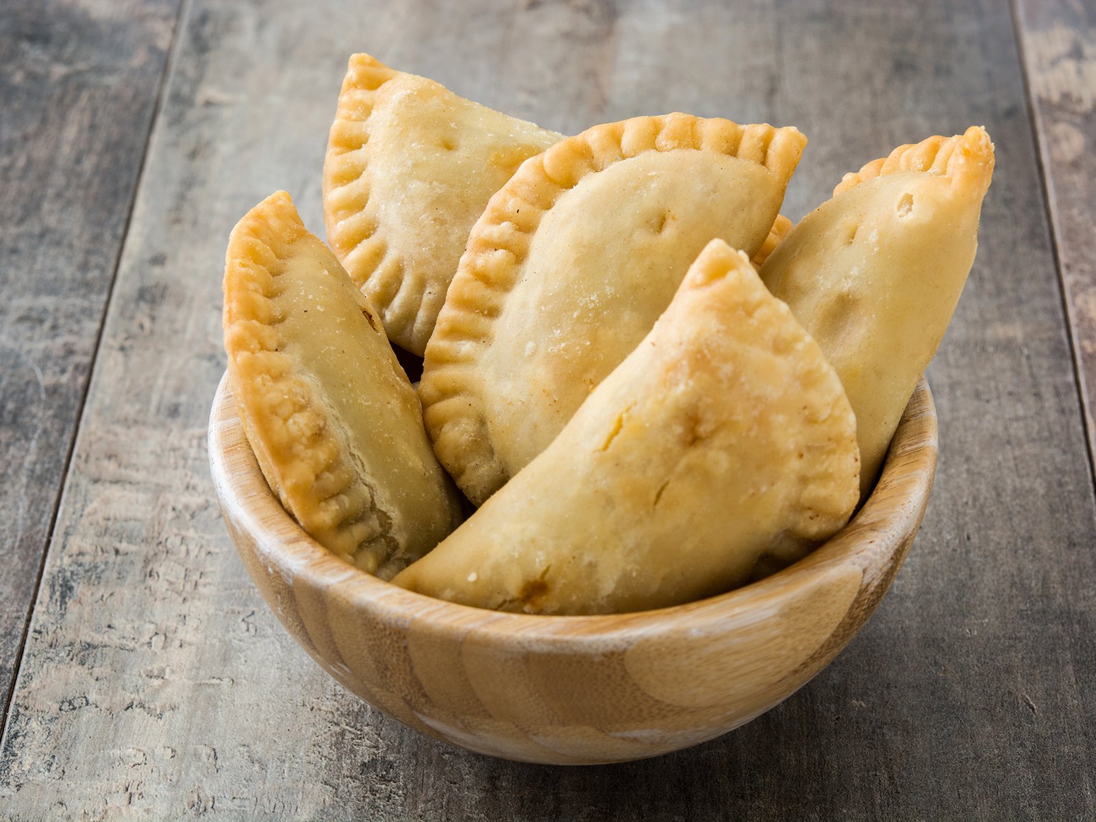 Empanadas Mit Thunfisch Food Drinks Teigtaschen Empanadas Mit Thunfisch Food Drinks Teigtaschen