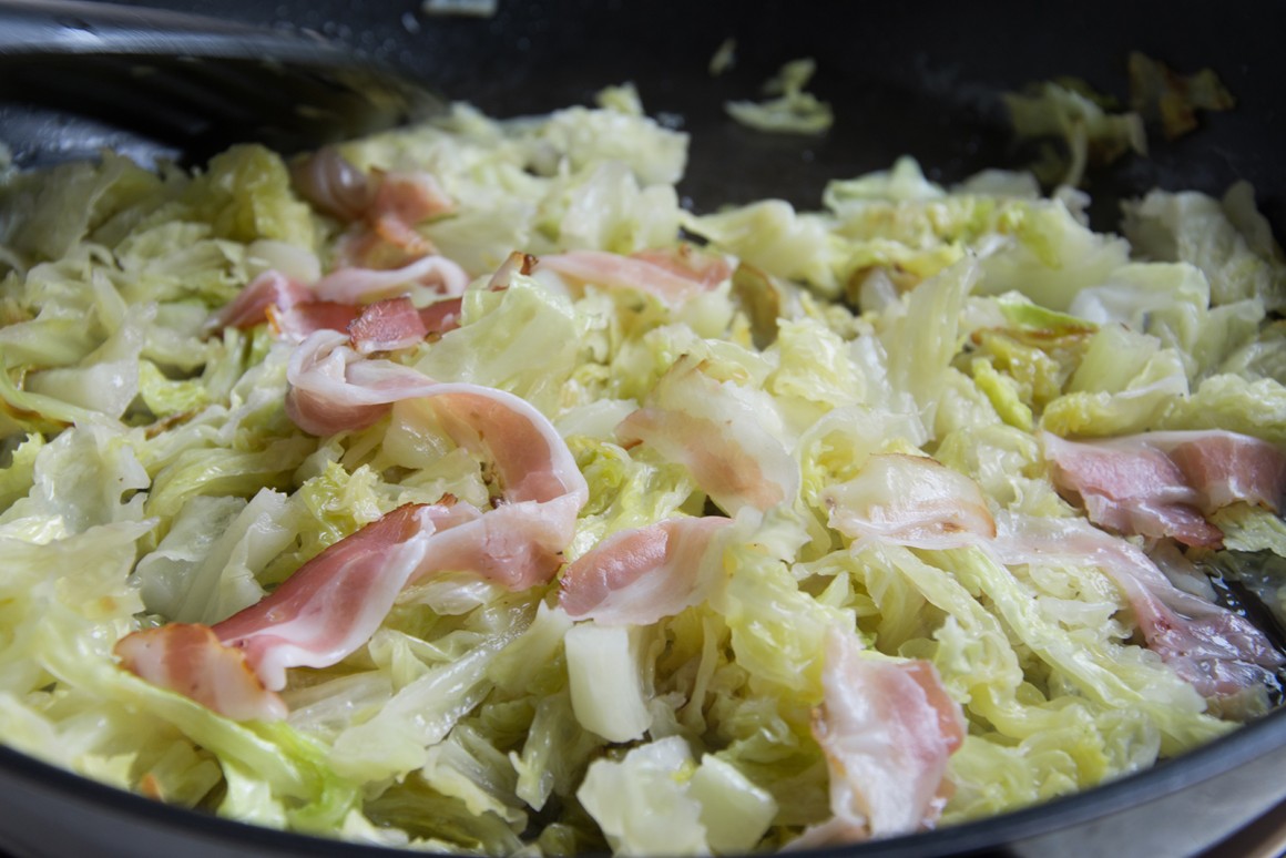 Gebratener Wirsing mit Speck - Rezept
