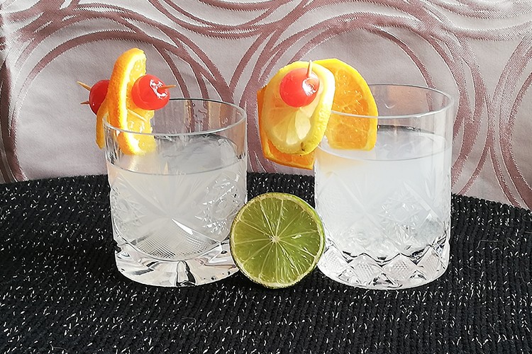 Bacardi Sour