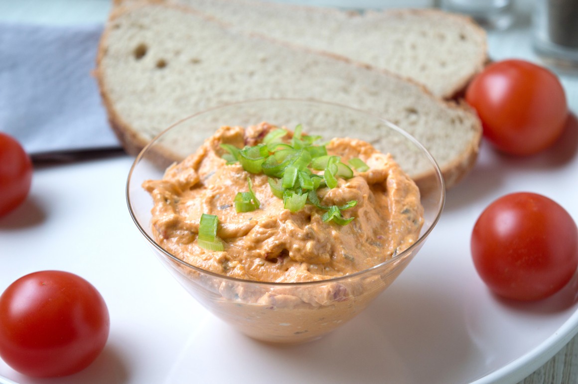 Veganer Tomaten-Paprika-Quark