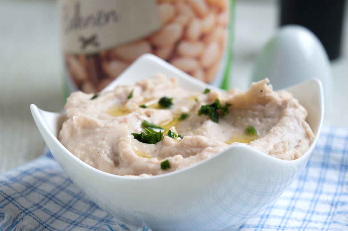 Hummus aus weißen Bohnen - Rezept