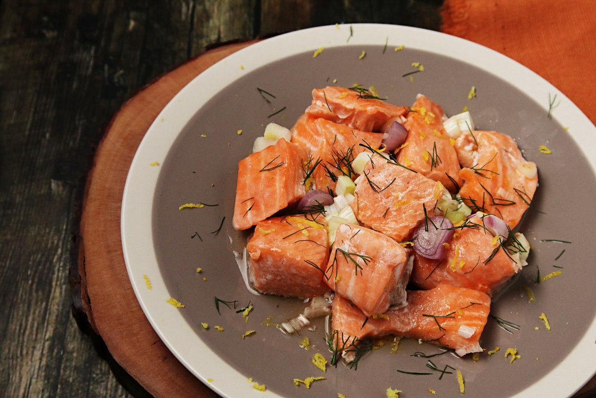 Lachs mit Weißweinsauce aus dem Dampfgarer