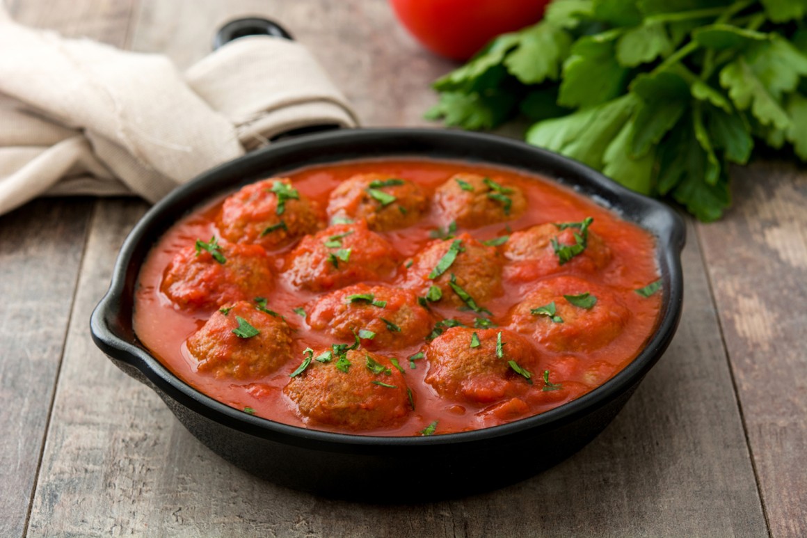 Albondigas mit Tomatensauce